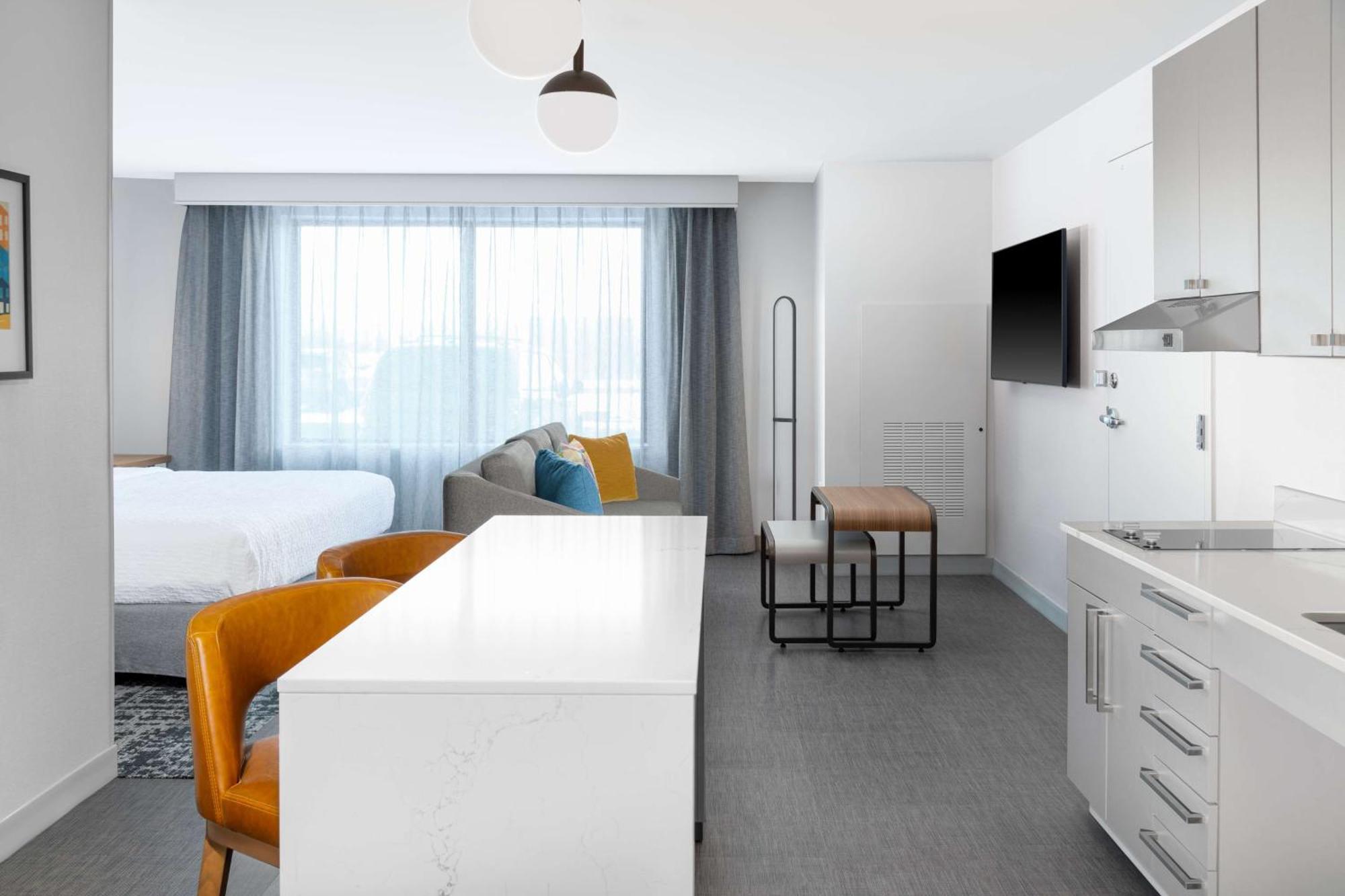 Homewood Suites By Hilton Holland Esterno foto