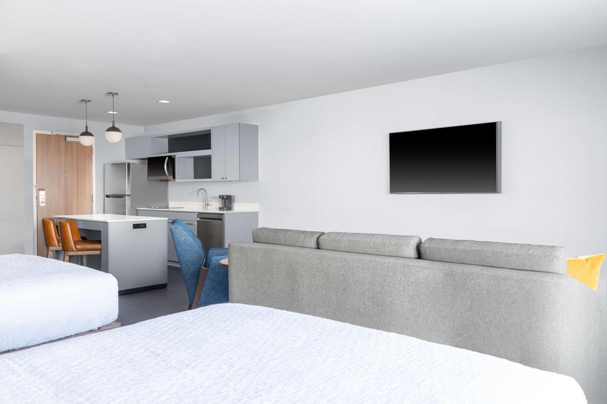 Homewood Suites By Hilton Holland Esterno foto