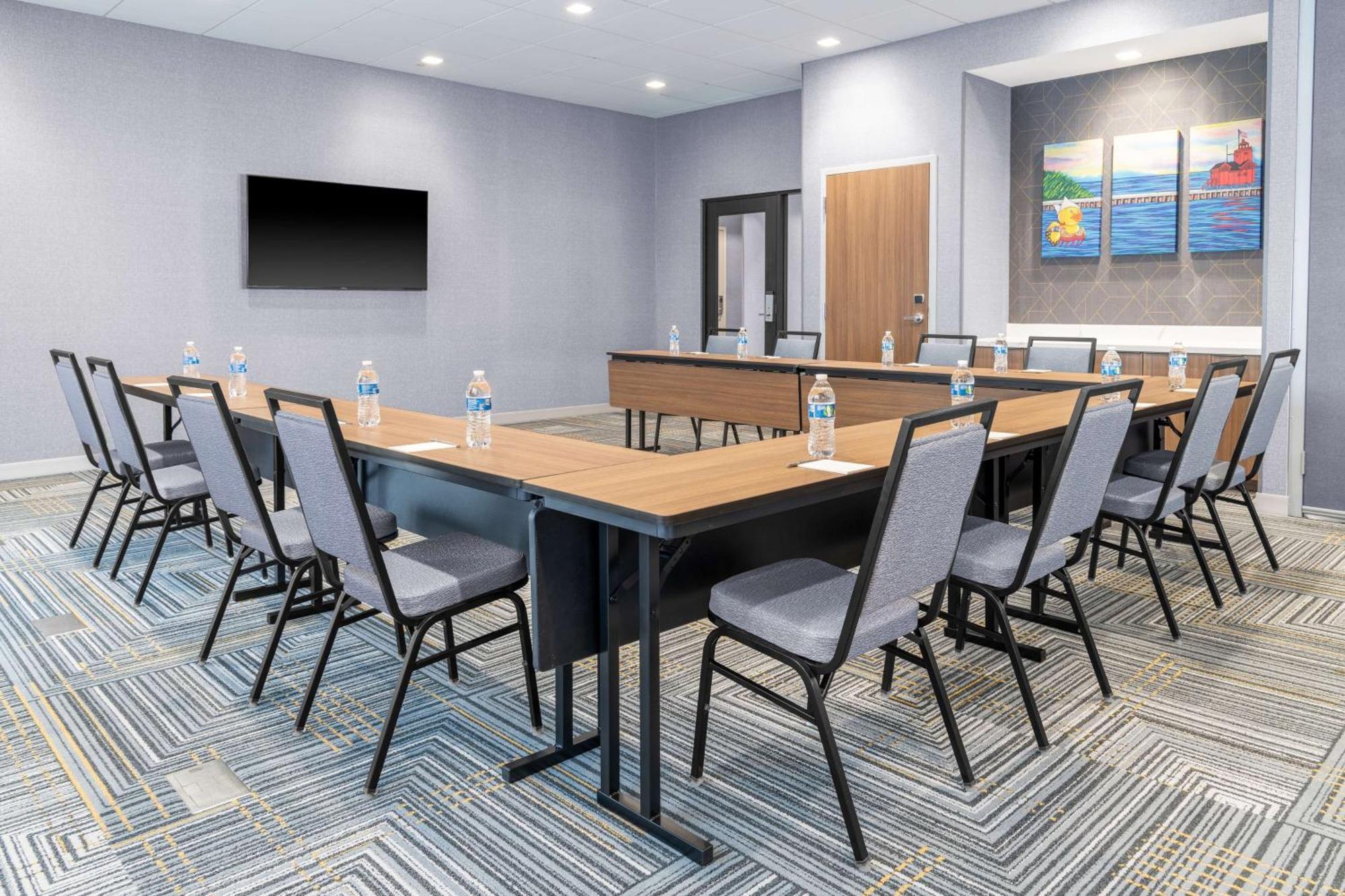 Homewood Suites By Hilton Holland Esterno foto