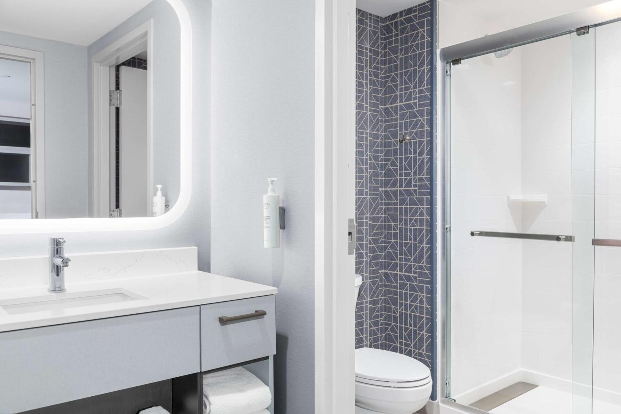 Homewood Suites By Hilton Holland Esterno foto
