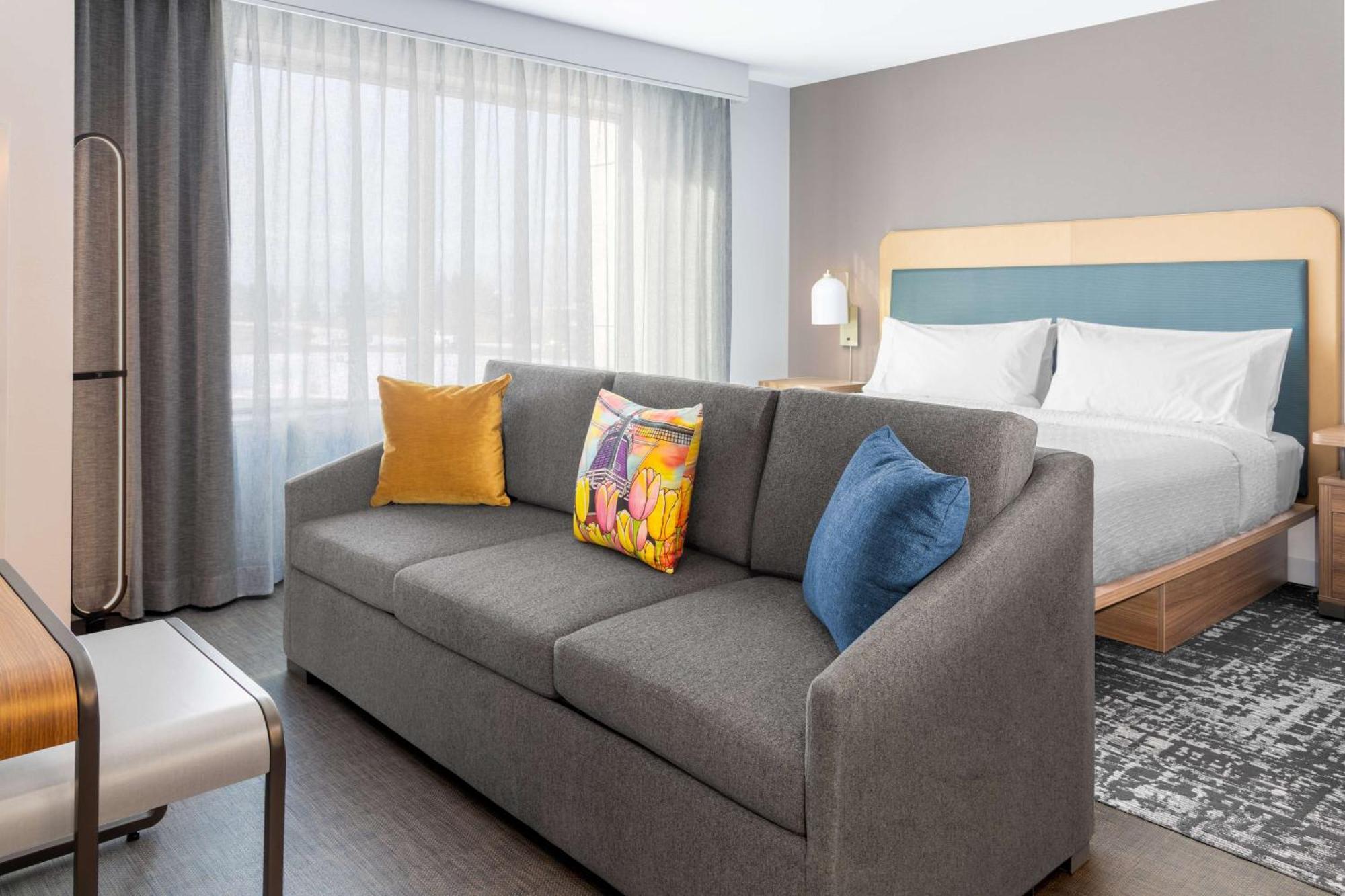 Homewood Suites By Hilton Holland Esterno foto
